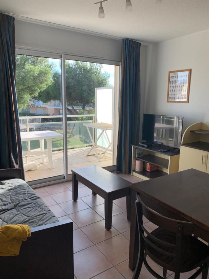 T2 Les Jardins Gruissan Apartment Bagian luar foto