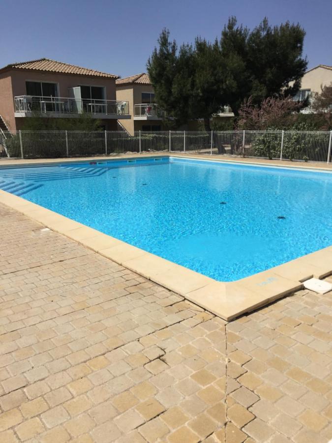 T2 Les Jardins Gruissan Apartment Bagian luar foto